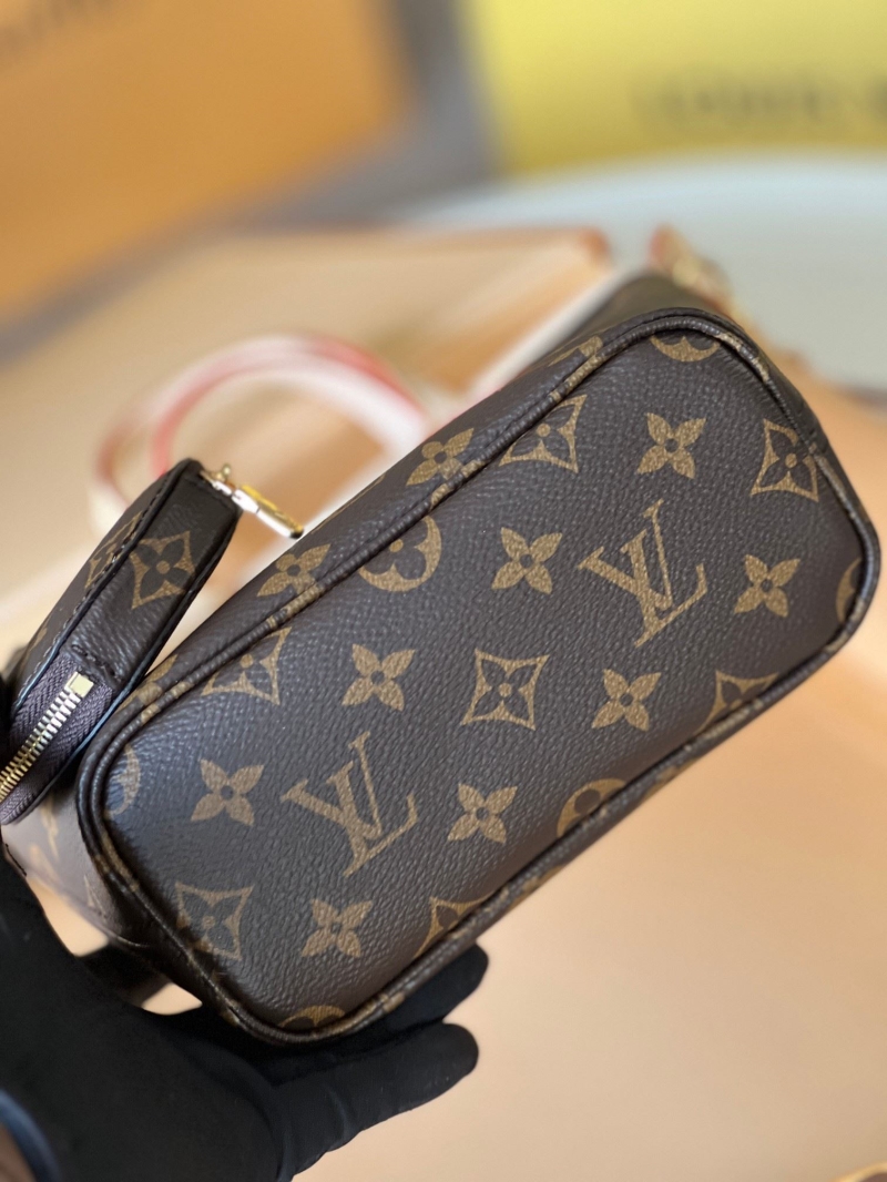 LV Shopping Bags